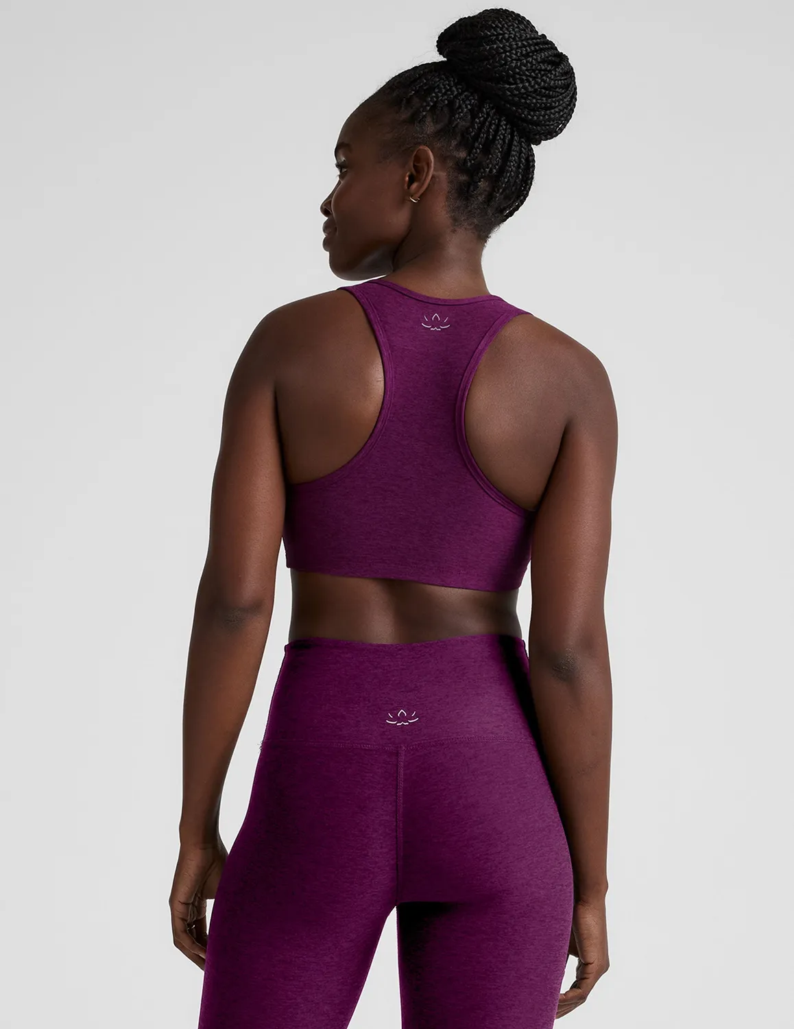 Beyond Yoga Spacedye Lift Your Spirits sportbh Aubergine-Beet mellanstöd