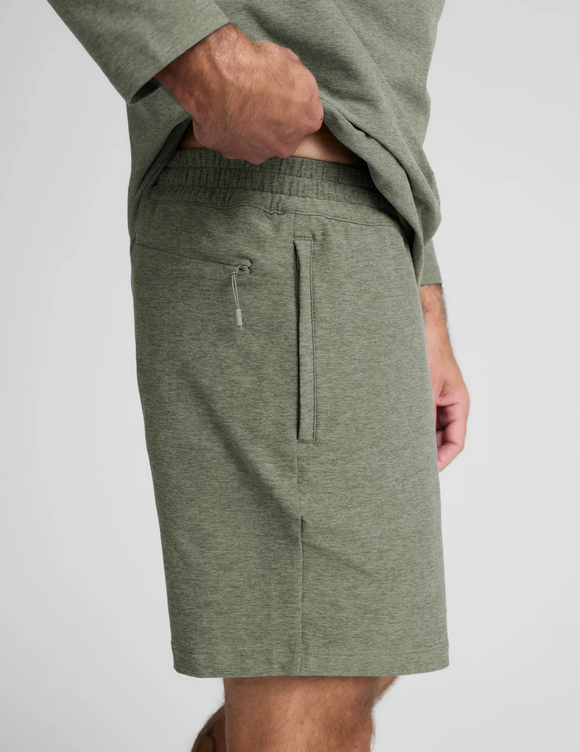 Beyond Yoga Spacedye Unlimited shorts Grey Sage Heather 7 tum