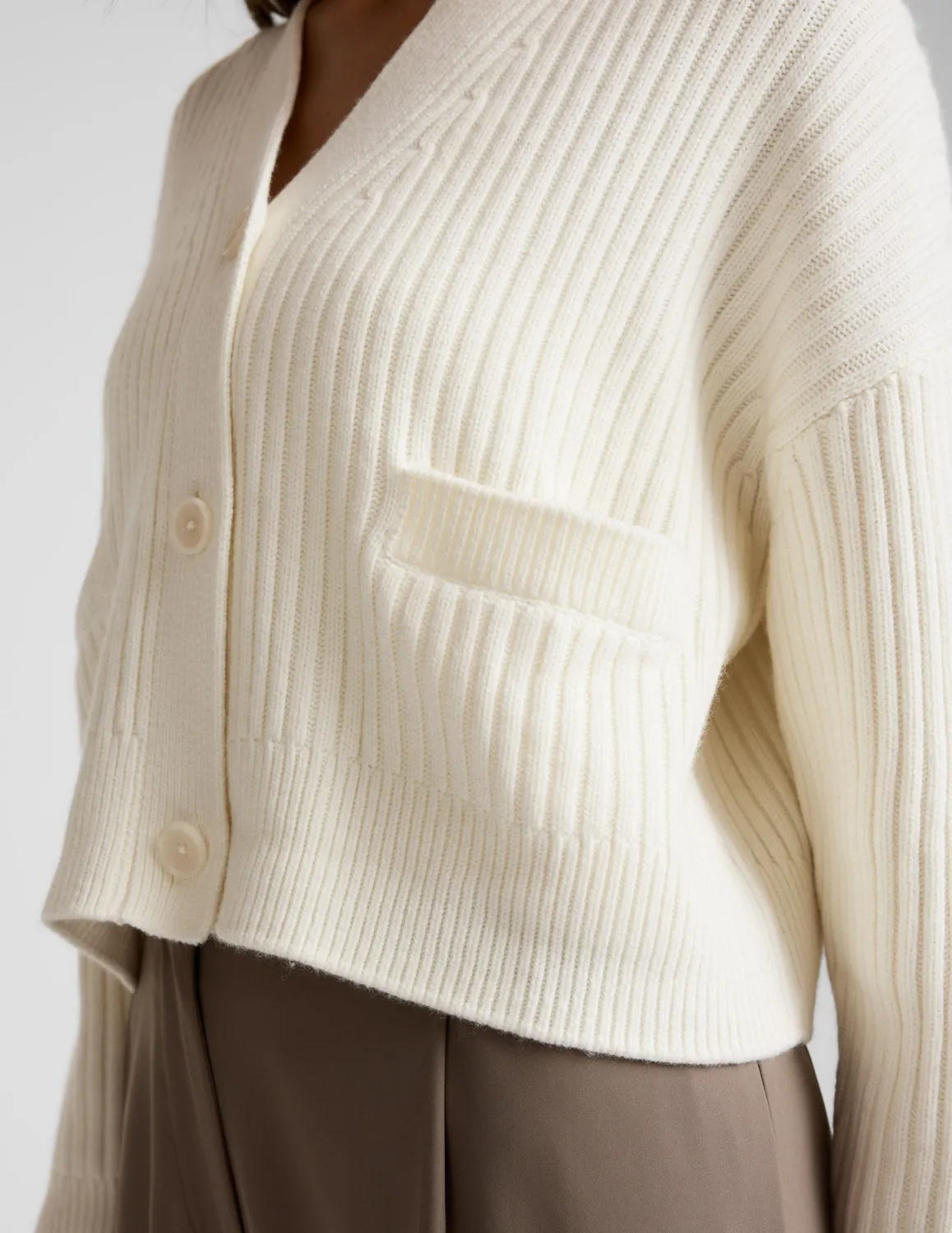 Beyond Yoga Wool Blend Cardigan kofta Ivory mjuk ullblandning
