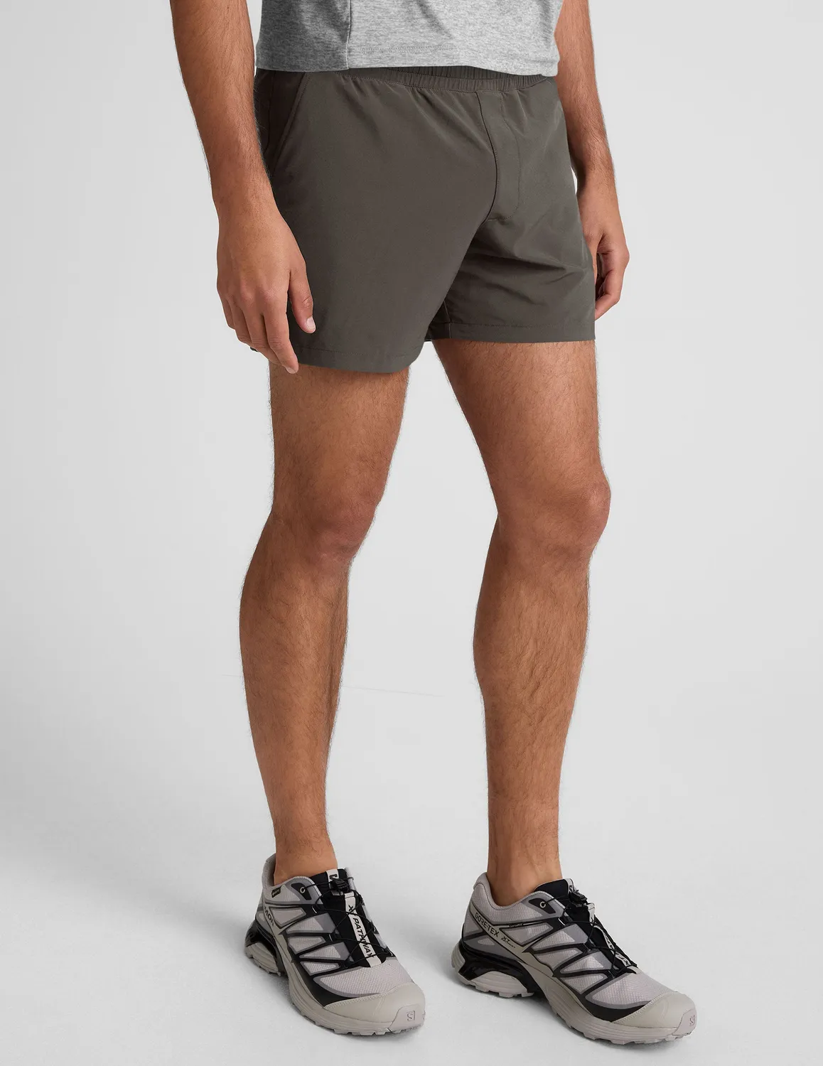 Beyond Yoga Pivotal 2.0 Men's Lined Short 5" shorts Graphite lätta