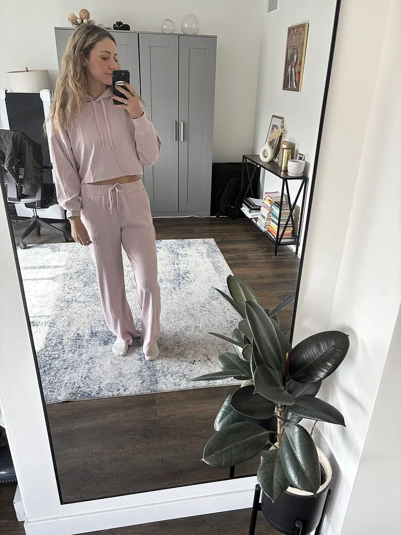 Beyond Yoga Breathe Easy Ribbed Cropped Hoodie Ivory fickor