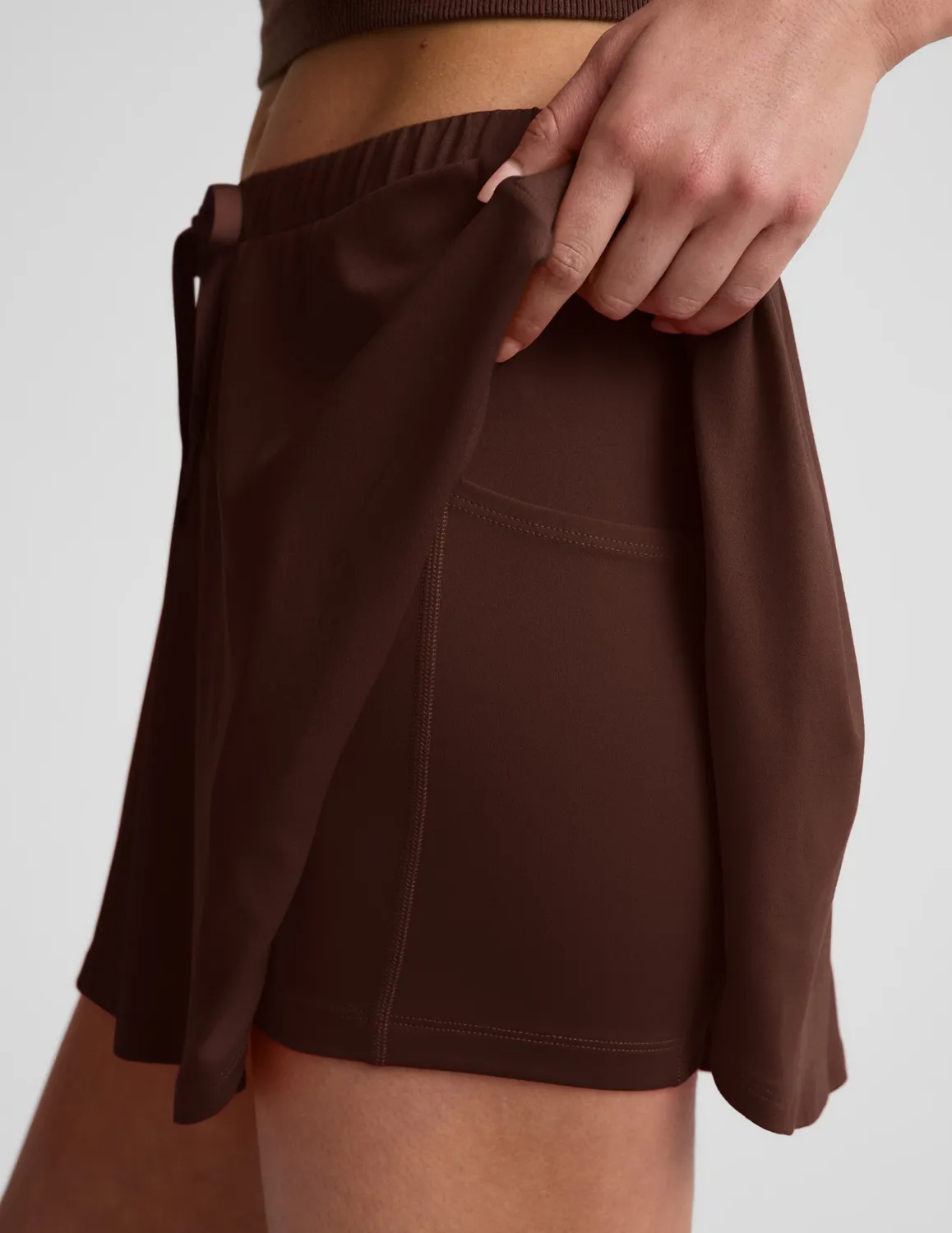 Beyond Yoga Sport Active Drawcord Mini Skirt sportkjol beige