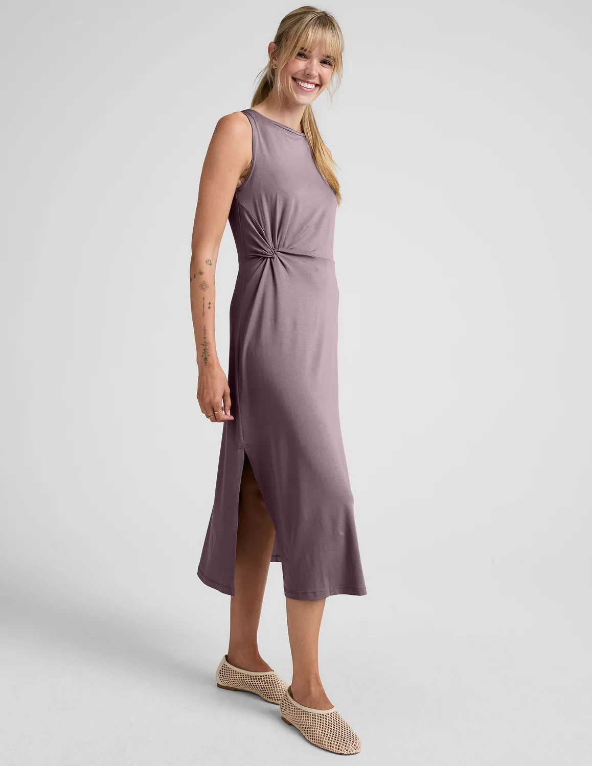 Beyond Yoga Rotation Side Twist Midi Dress klänning Woodland brun
