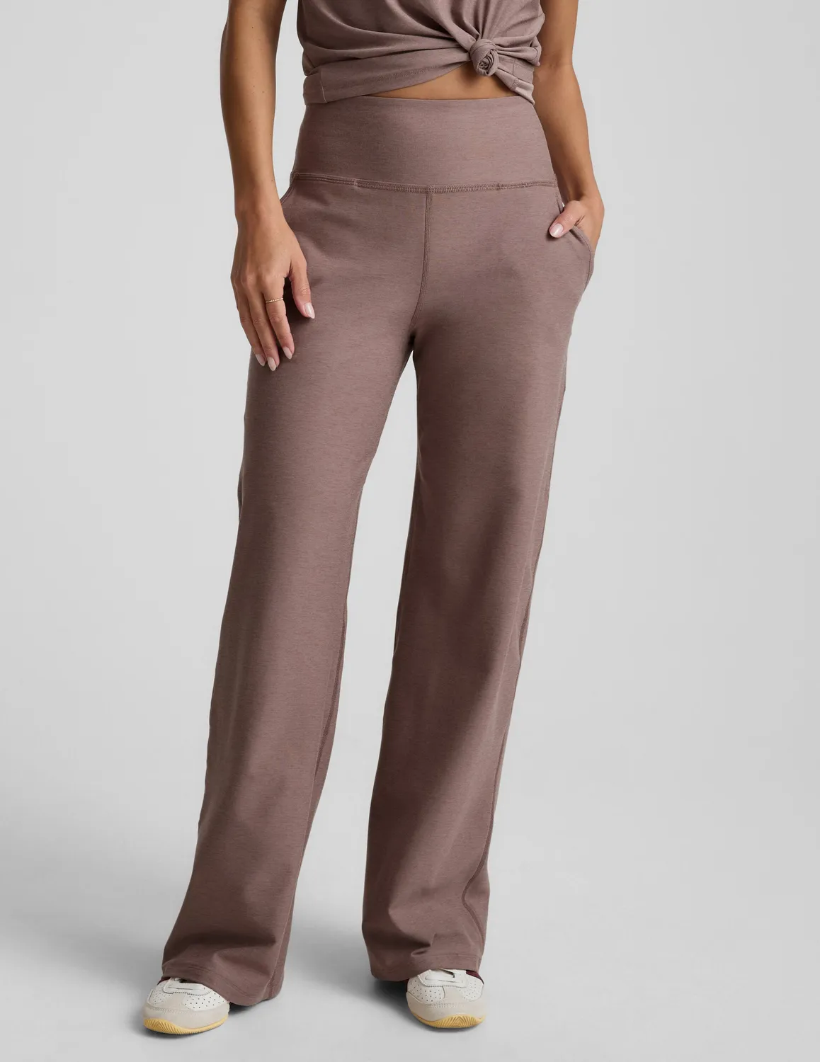 Beyond Yoga Spacedye Laid Back Wide Leg Pant 31 byxor Rosey Taupe