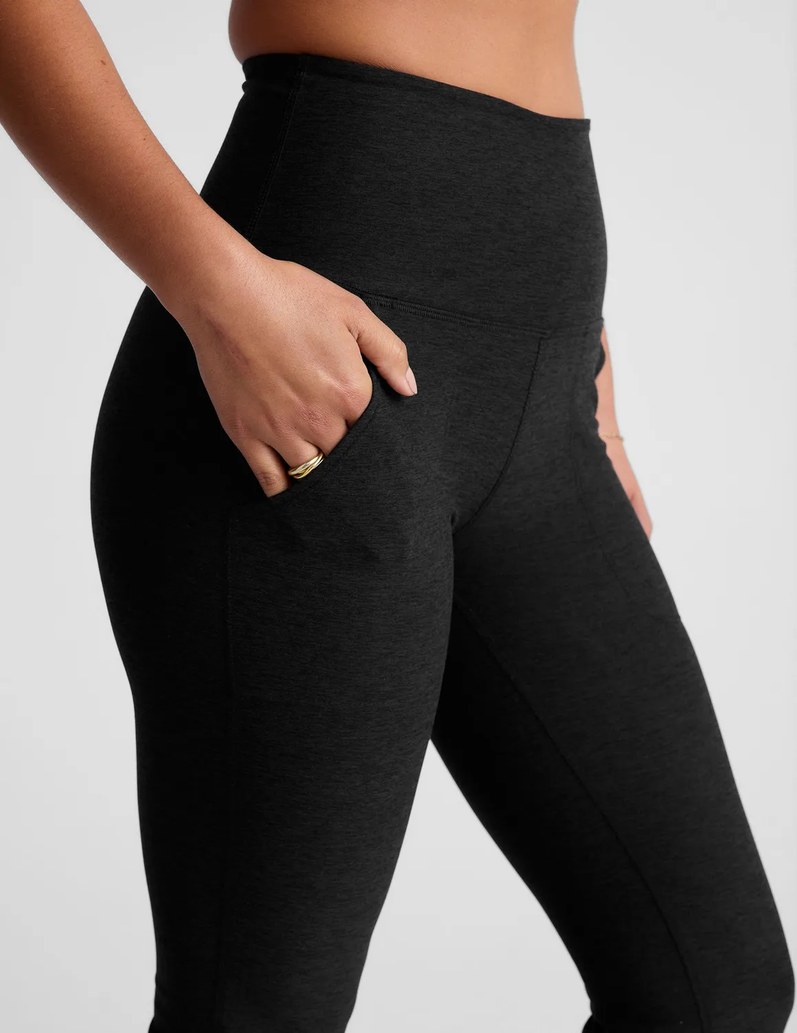 Beyond Yoga Spacedye Practice Pocket Bootcut byxor 29" Darkest Night