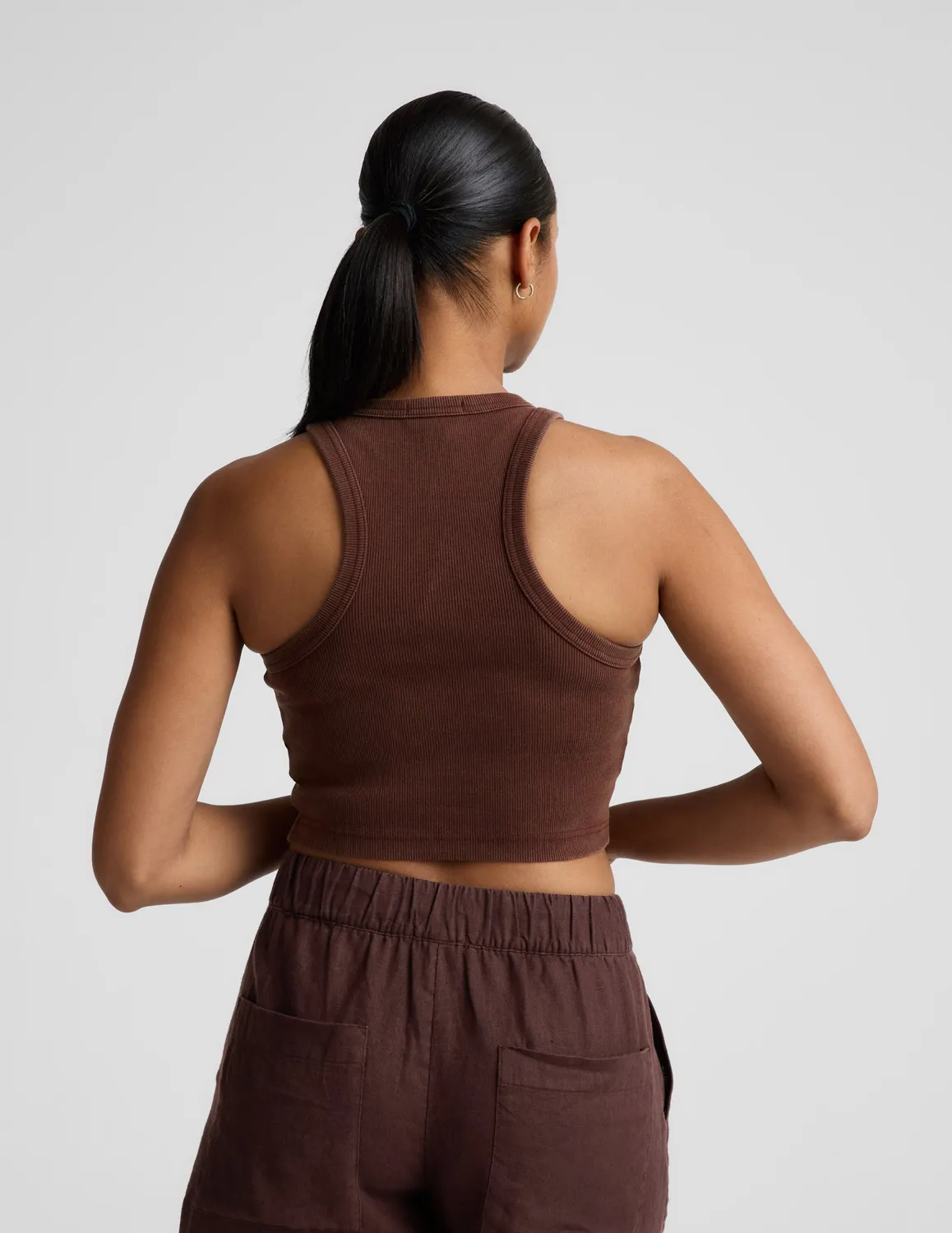 Beyond Yoga On Repeat Rib High Neck linne mocha bomull